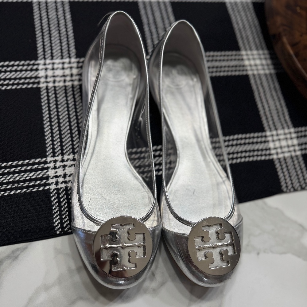 Silver and clear Tory Burch flats size 10